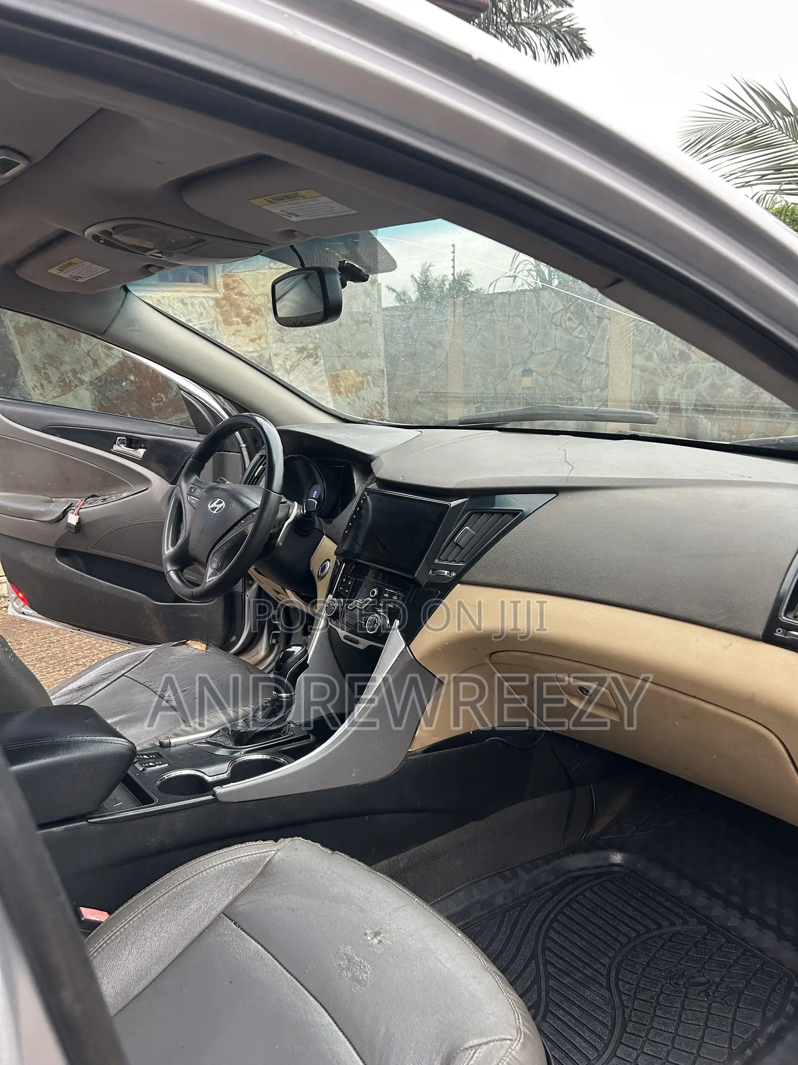 Hyundai Sonata SE 2.0T Sedan FWD (2.0L 4cyl 6A) 2011 Silver