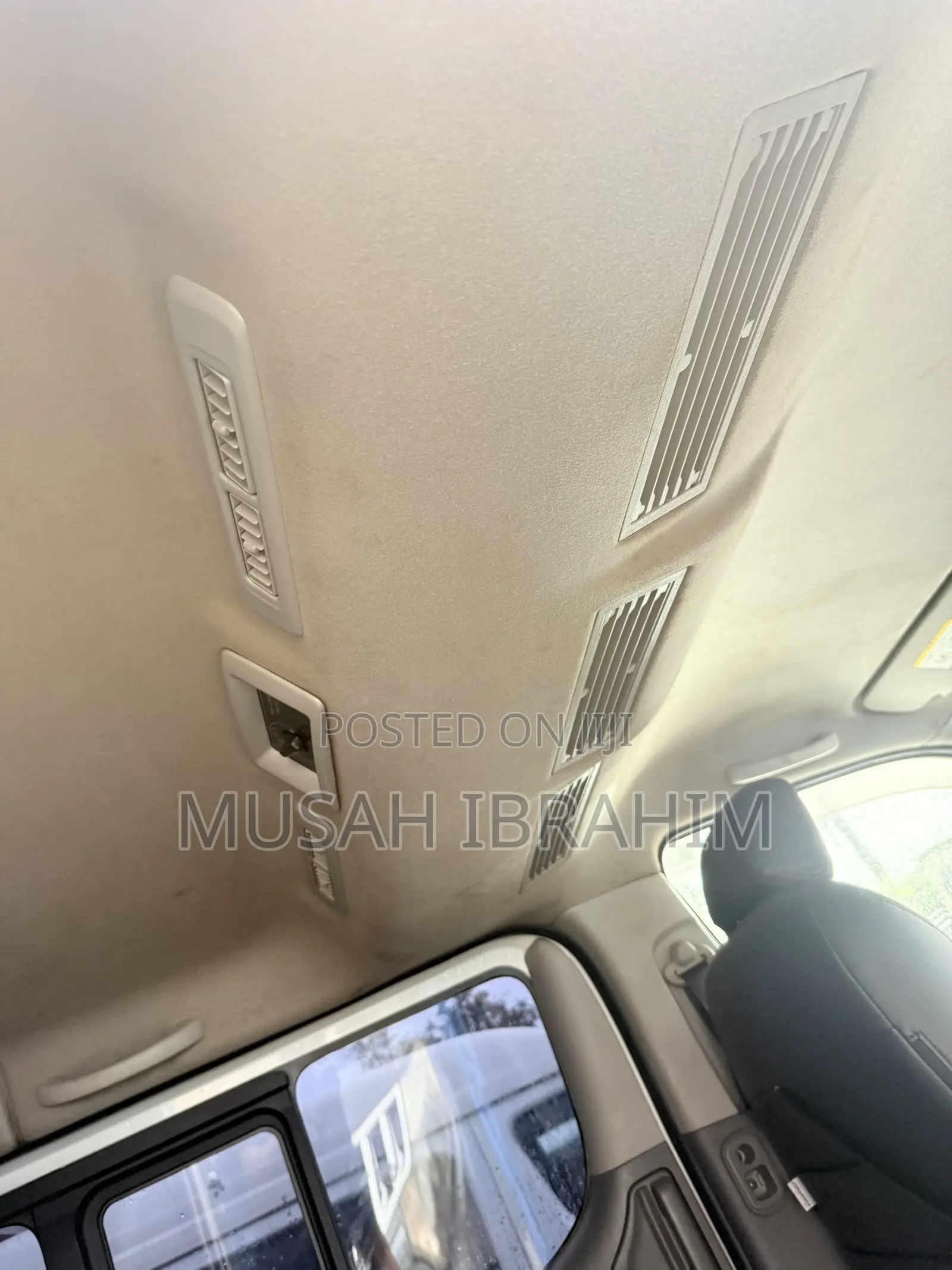 Nissan Caravan (Urvan) 2013 White