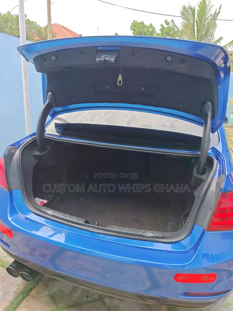 BMW 328i 2015 Blue