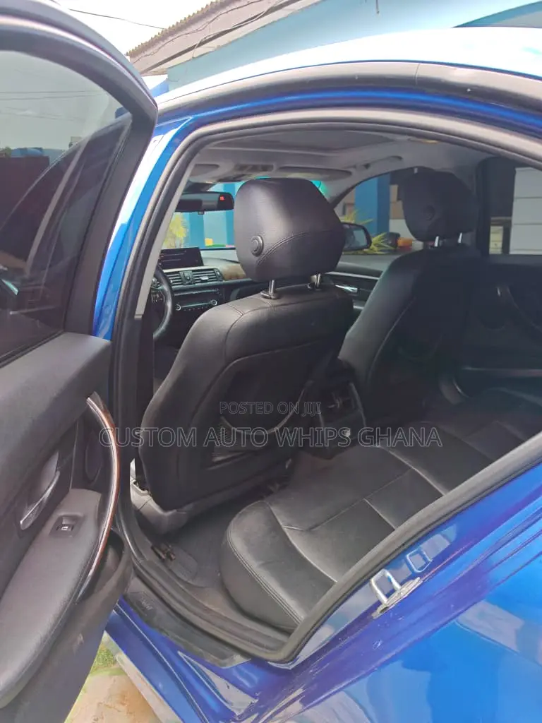 BMW 328i 2015 Blue