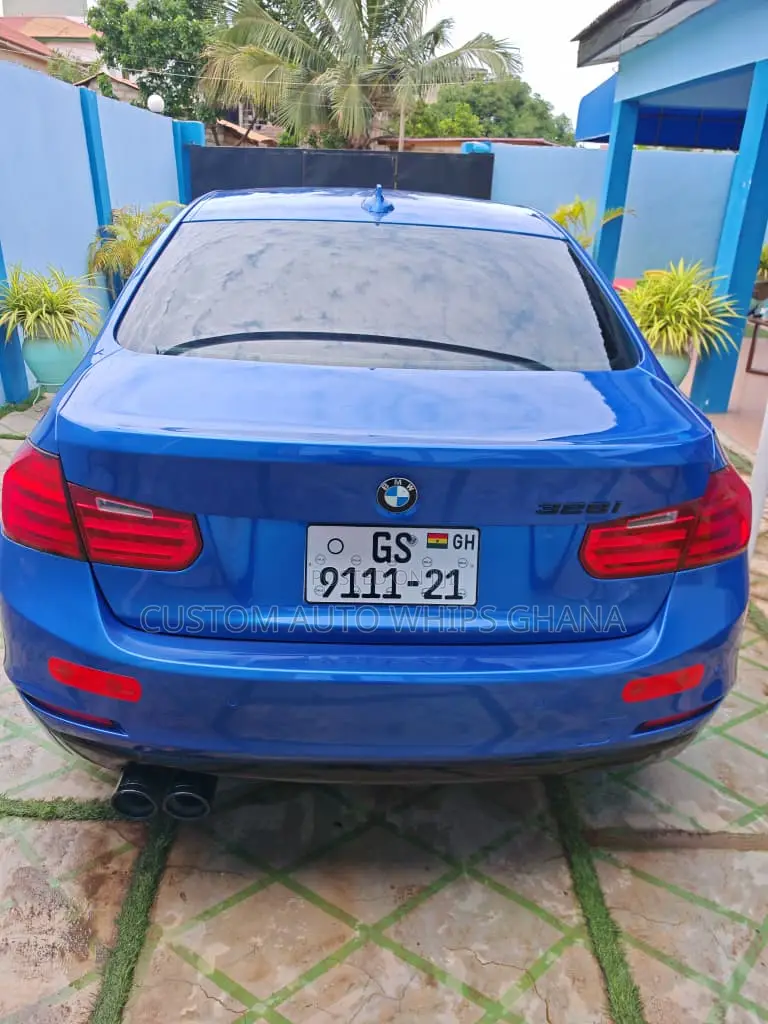 BMW 328i 2015 Blue