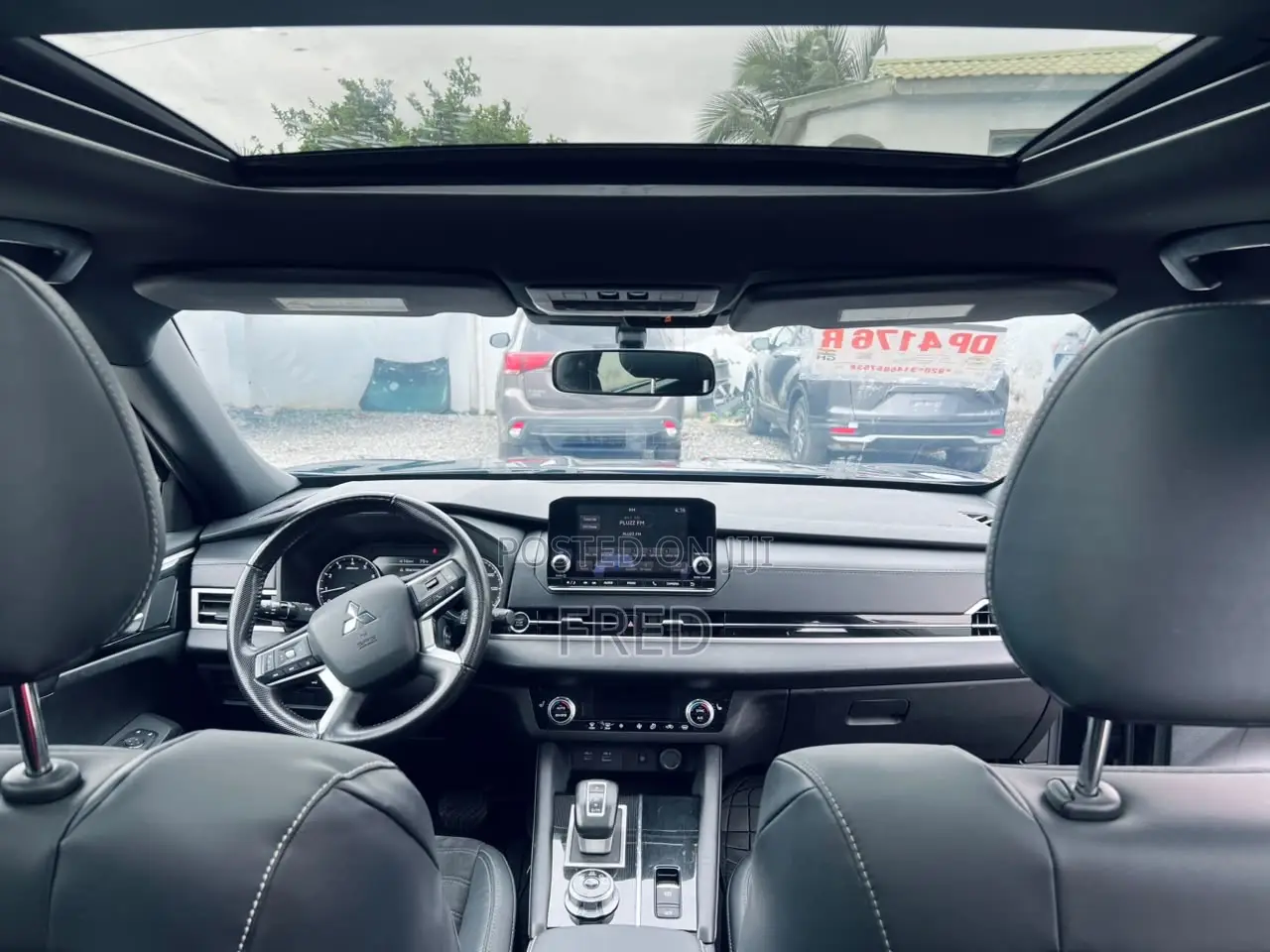 Mitsubishi Outlander SE Launch Edition 2022 Black