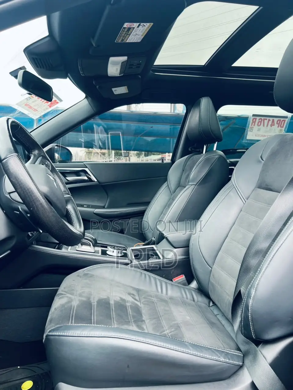 Mitsubishi Outlander SE Launch Edition 2022 Black
