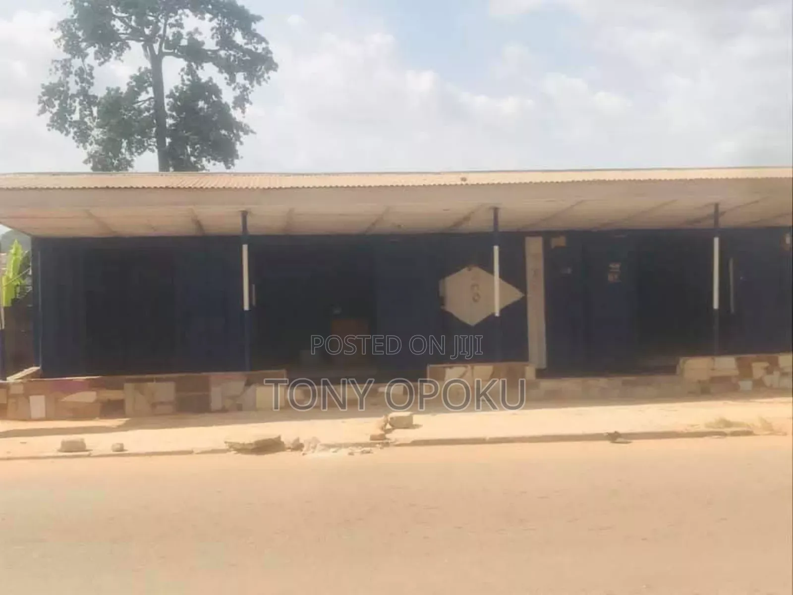 40ft Container Shop for Rent