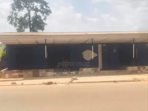 40ft Container Shop for Rent