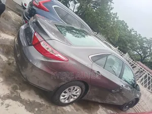 Toyota Camry 2017 Gray