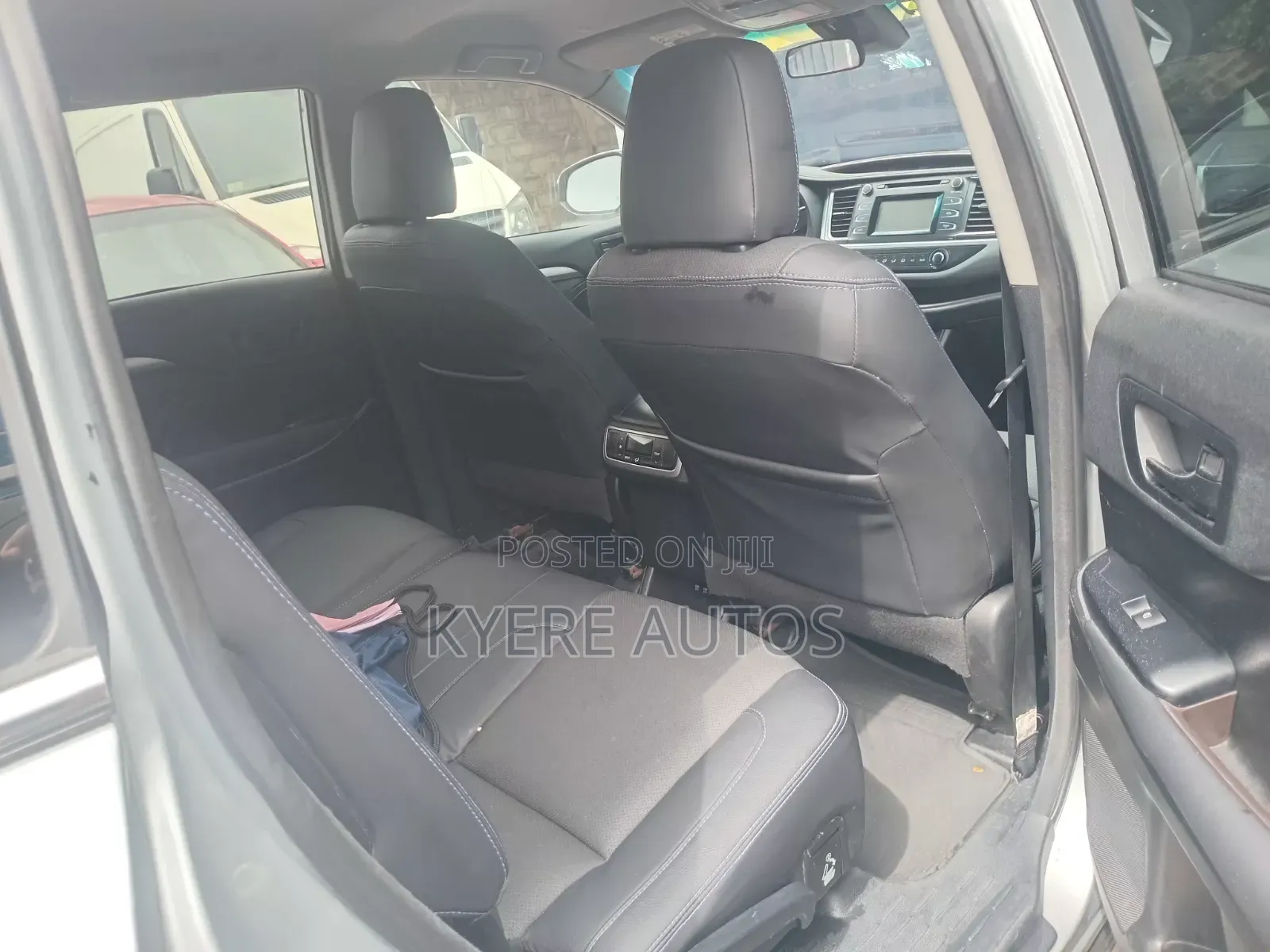 Toyota Highlander 2019 Silver