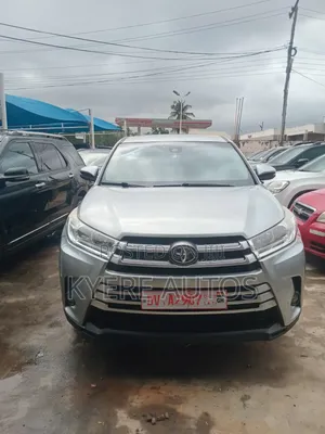 Toyota Highlander 2019 Silver