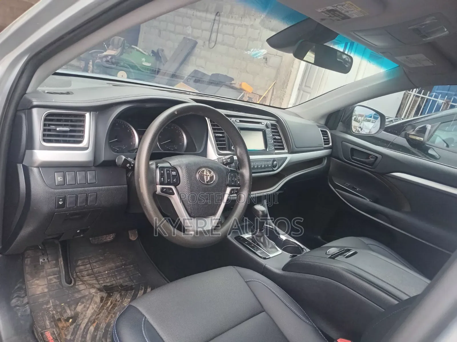 Toyota Highlander 2019 Silver
