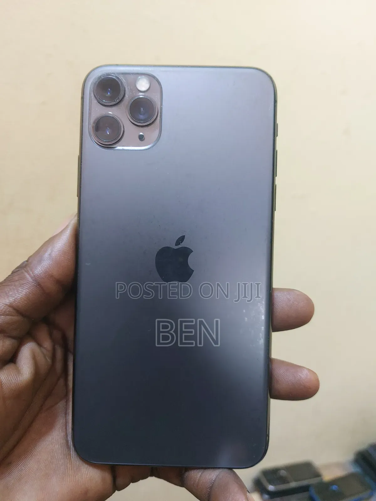 Apple iPhone 11 Pro Max 64 GB Black