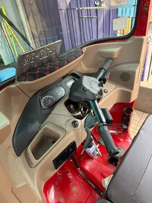Bajaj RE 2025 Red