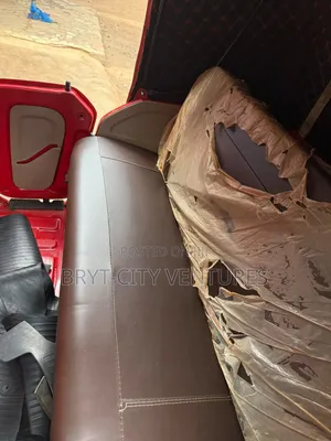 Bajaj RE 2025 Red