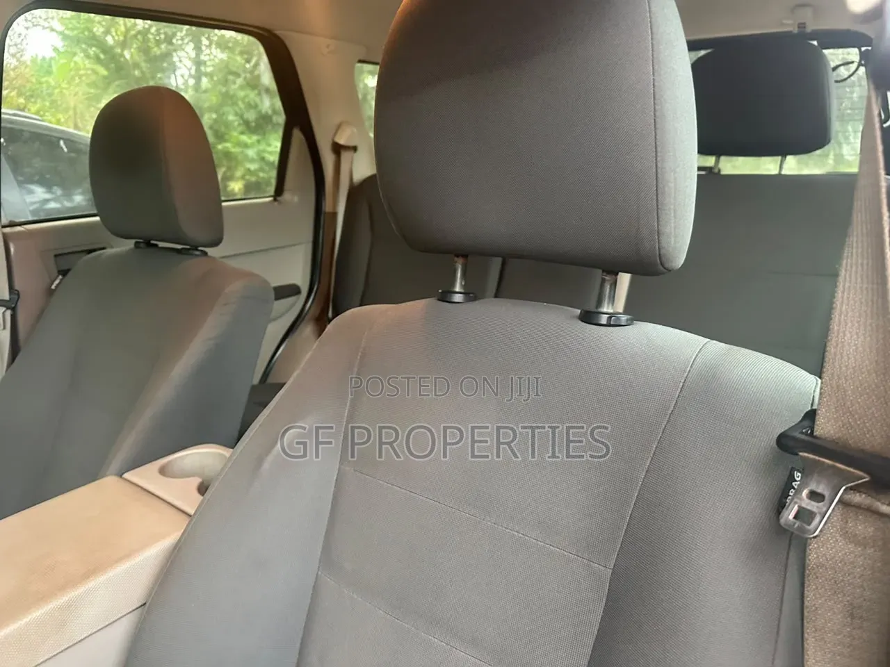 Ford Escape 2010 Silver