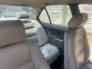 BMW 316i 1999 White