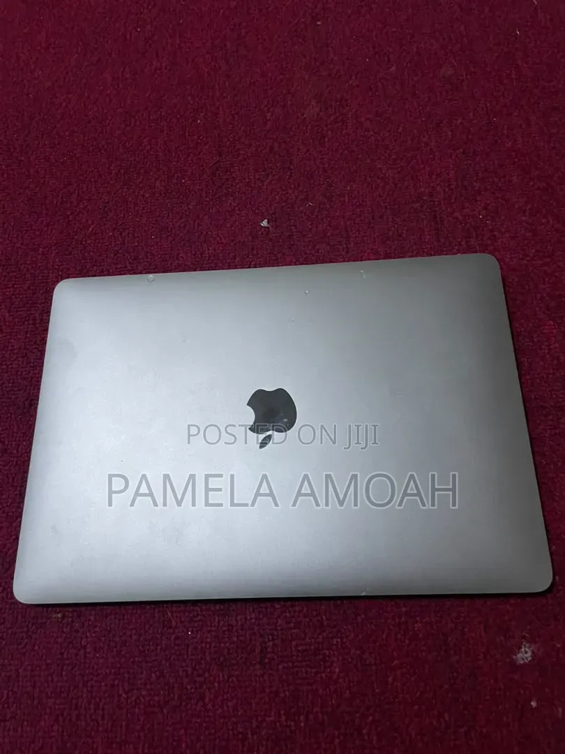Laptop Apple MacBook Pro 2020 8GB Intel HDD 512GB