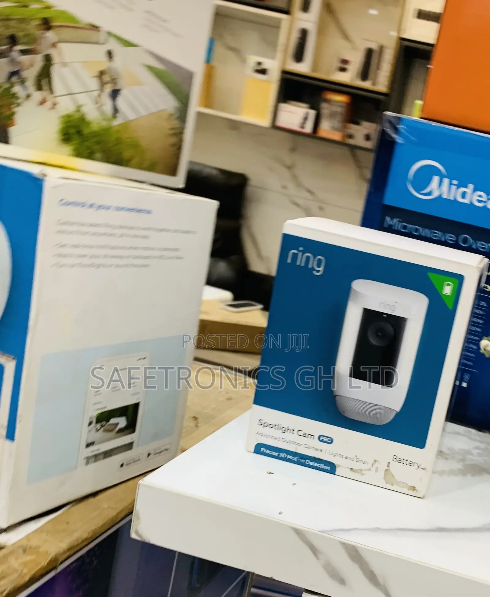 Zealous Good Ring Spotlight Cam Pro | Outdoor Security Camera