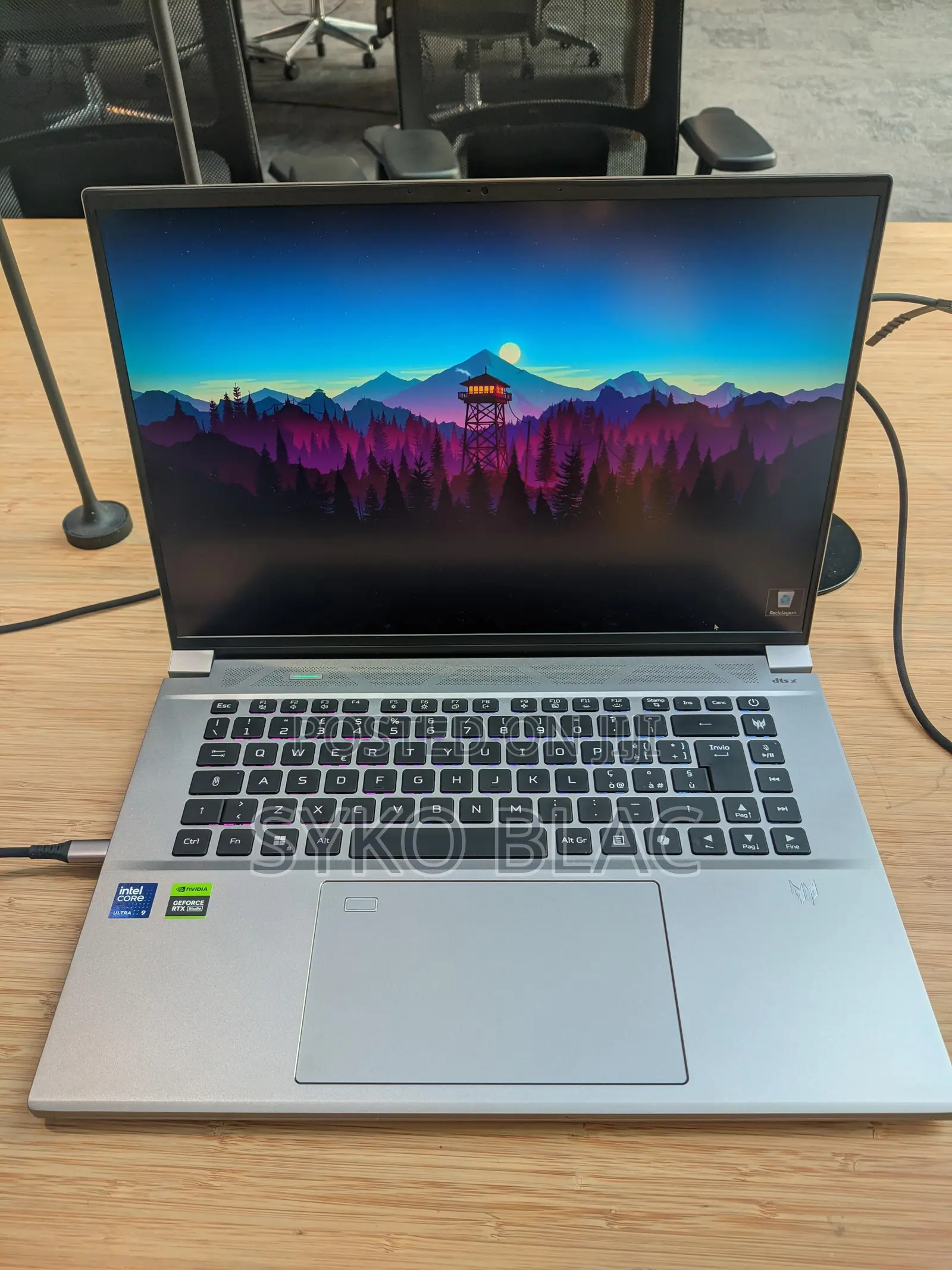 New Laptop Acer Predator Triton 16 32GB Intel Core i9 eMMC 2T