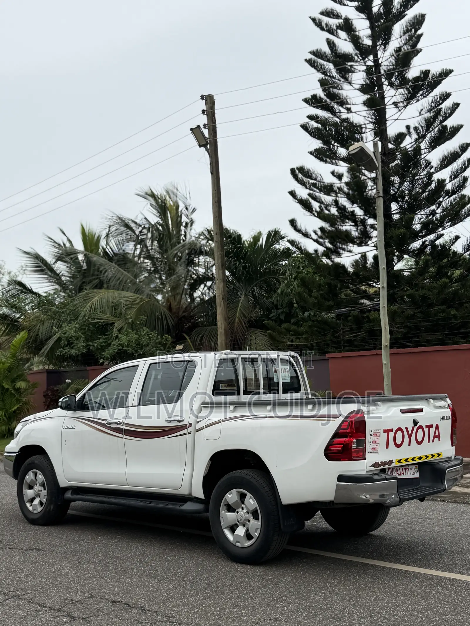 Toyota Hilux 2019 White
