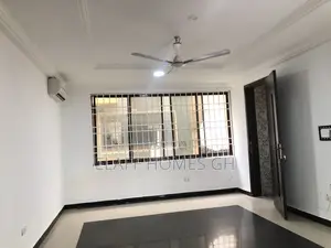 2bdrm Apartment in Elaffhomesgh, School Junction for rent