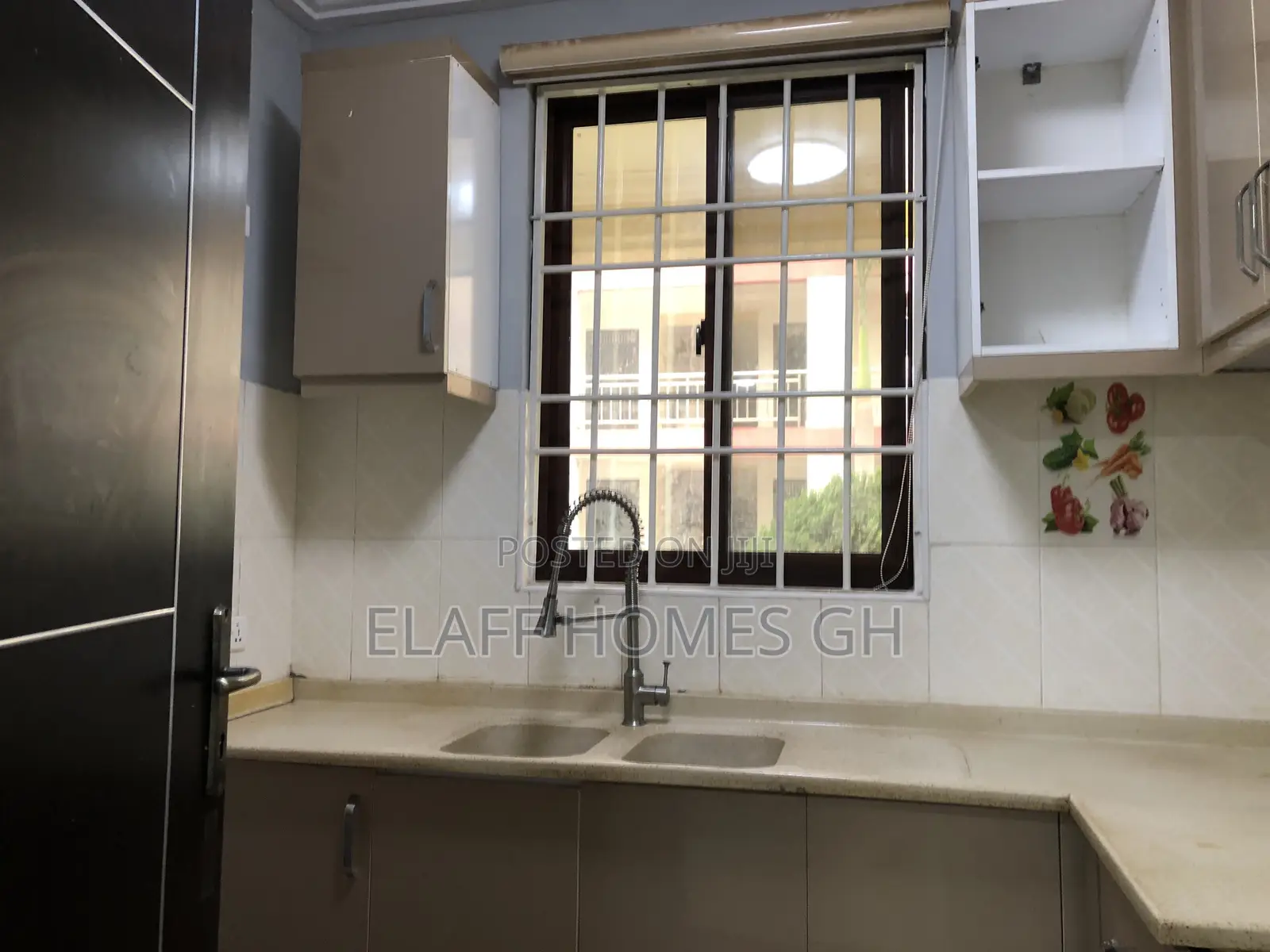 2bdrm Apartment in Elaffhomesgh, School Junction for rent