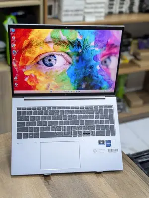 Laptop HP ZBook Firefly 16inch G9 32GB Intel Core i7 SSD 1T