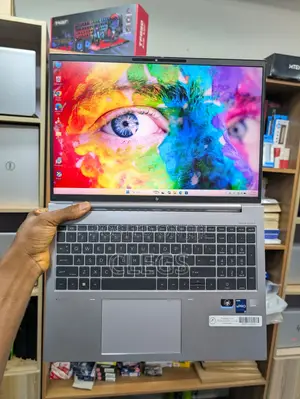 Laptop HP ZBook Firefly 16inch G9 32GB Intel Core i7 SSD 1T