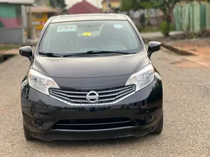 Nissan Versa 2016 Black