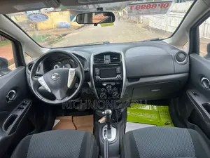 Nissan Versa 2016 Black