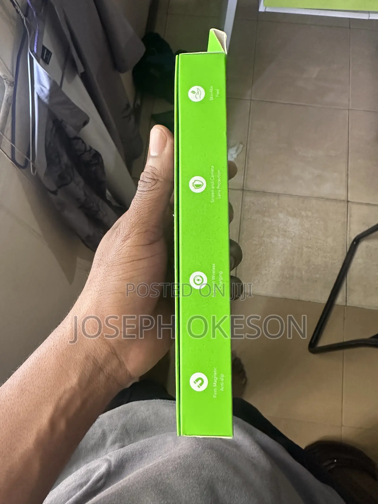 MagSafe iPhone 14 Case