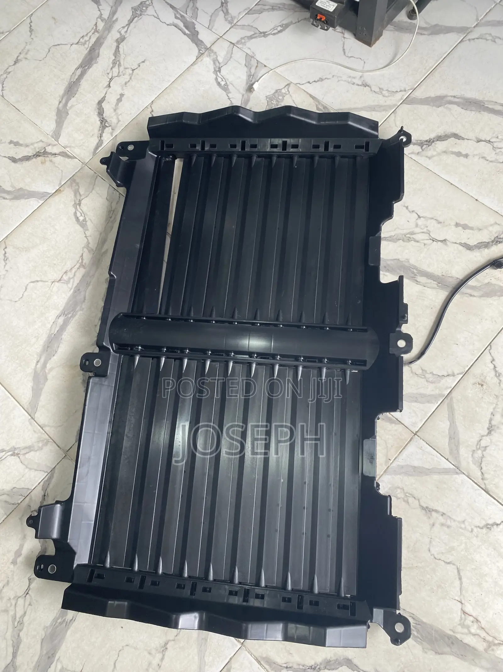 Tundra 2022,2023,2024 Shutter Grille