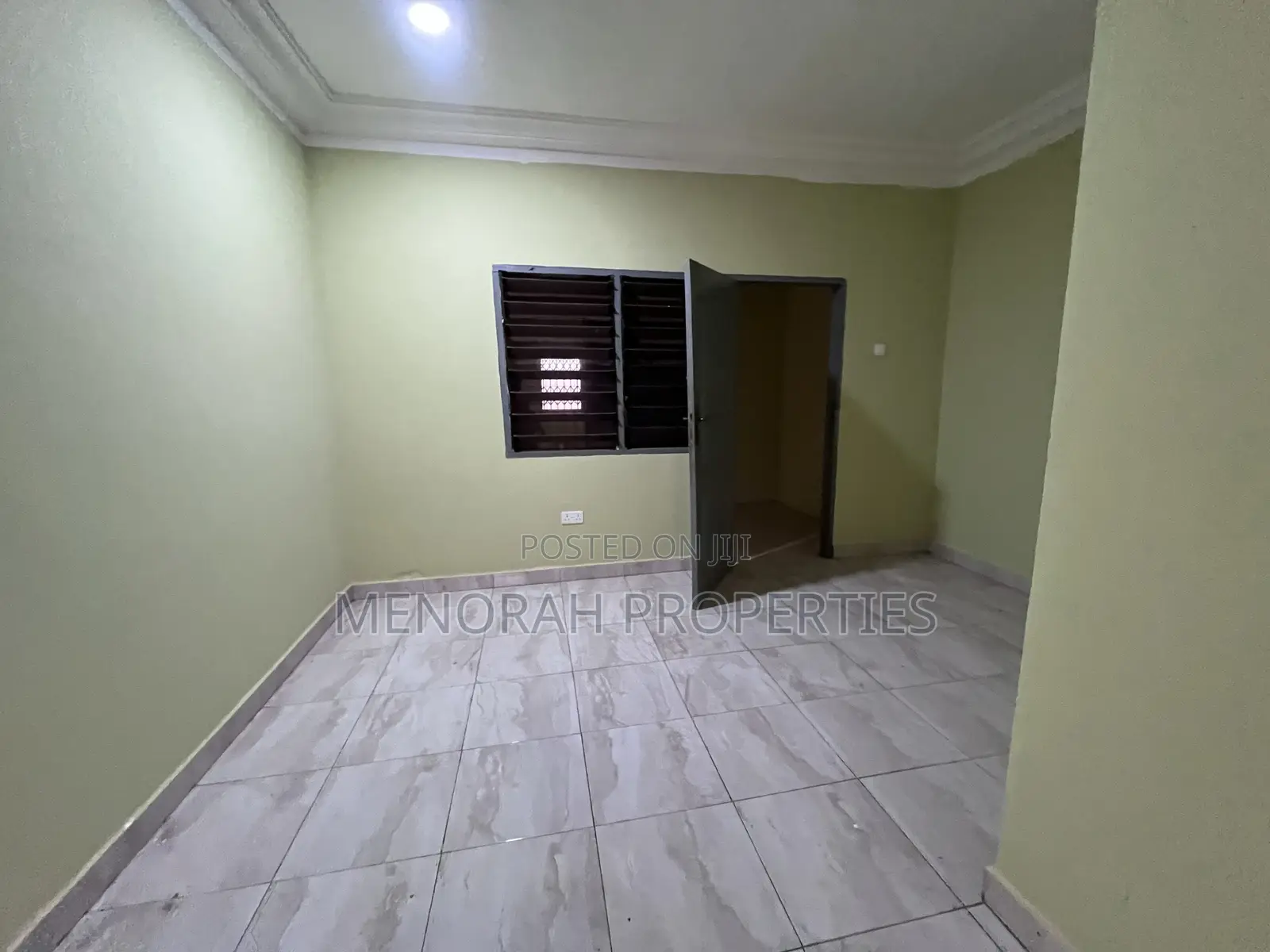 2bdrm Apartment in Adenta Amrahia for rent