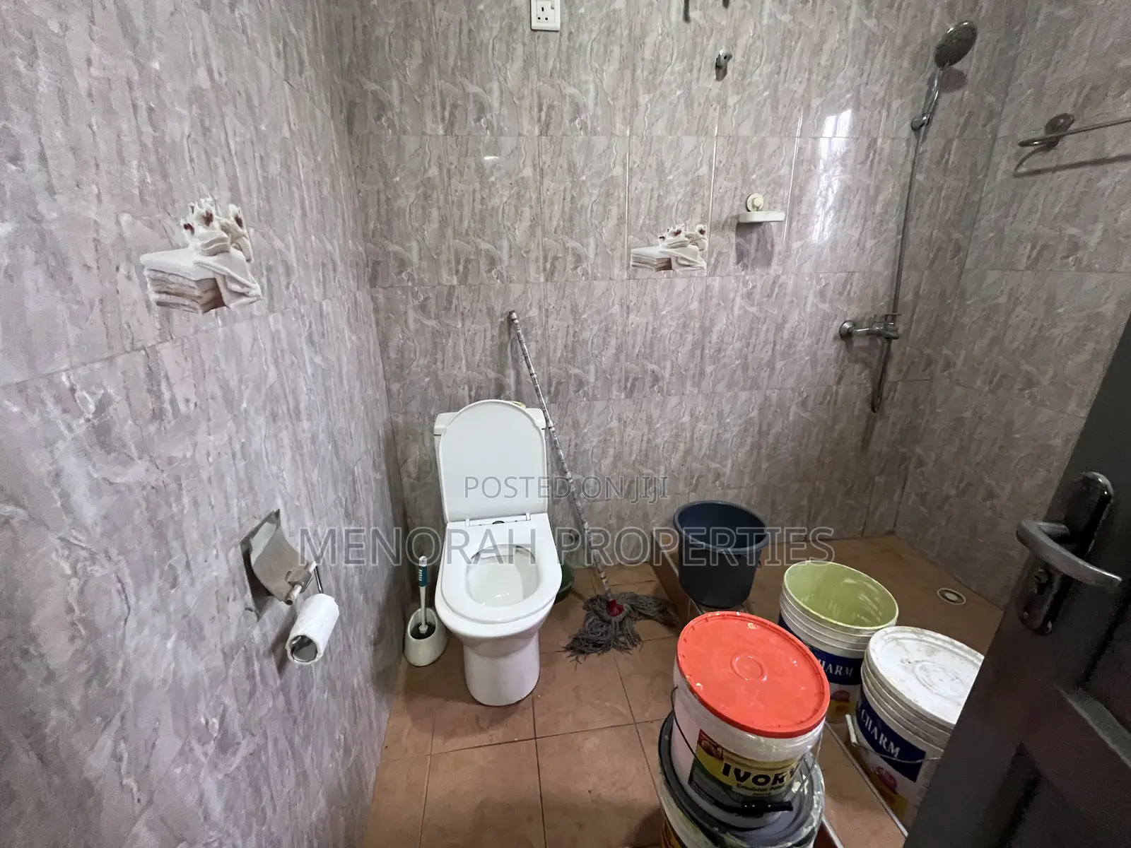 2bdrm Apartment in Adenta Amrahia for rent