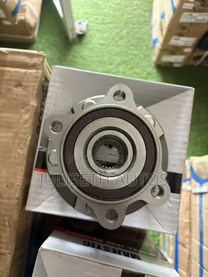 Toyota RAV4, Corolla, Verso, Avensis Front Wheel Hub (26 Teeth)