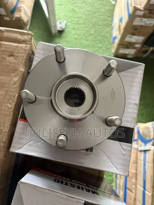 Toyota RAV4, Corolla, Verso, Avensis Front Wheel Hub (26 Teeth)