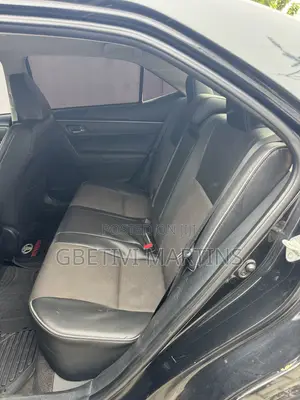 Toyota Corolla 2015 Black