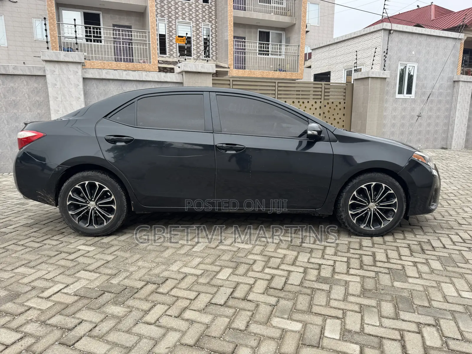 Toyota Corolla 2015 Black