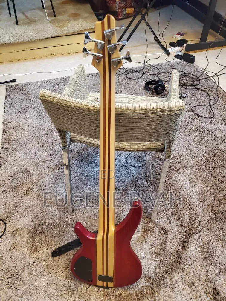 Bass Guitar, Yamaha Active