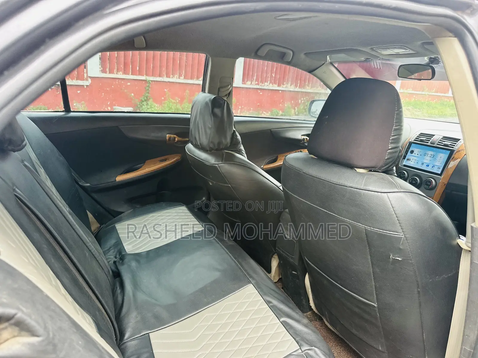 Toyota Corolla LE 4dr Sedan (1.8L 4cyl 4A) 2013 Gray