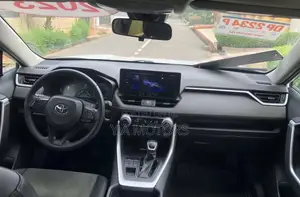 Toyota RAV4 2023 White
