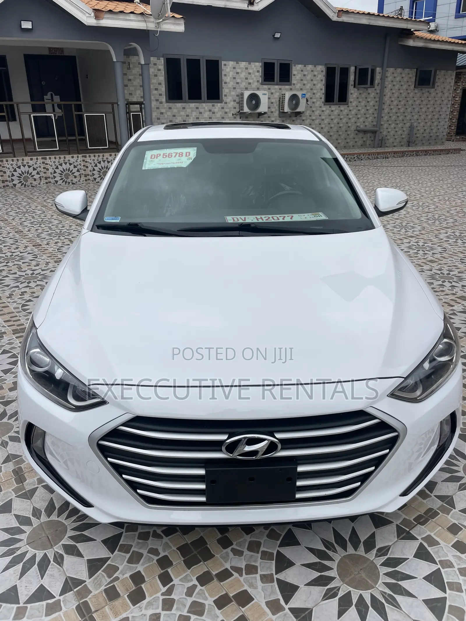 Hyundai Elantra 2018 White