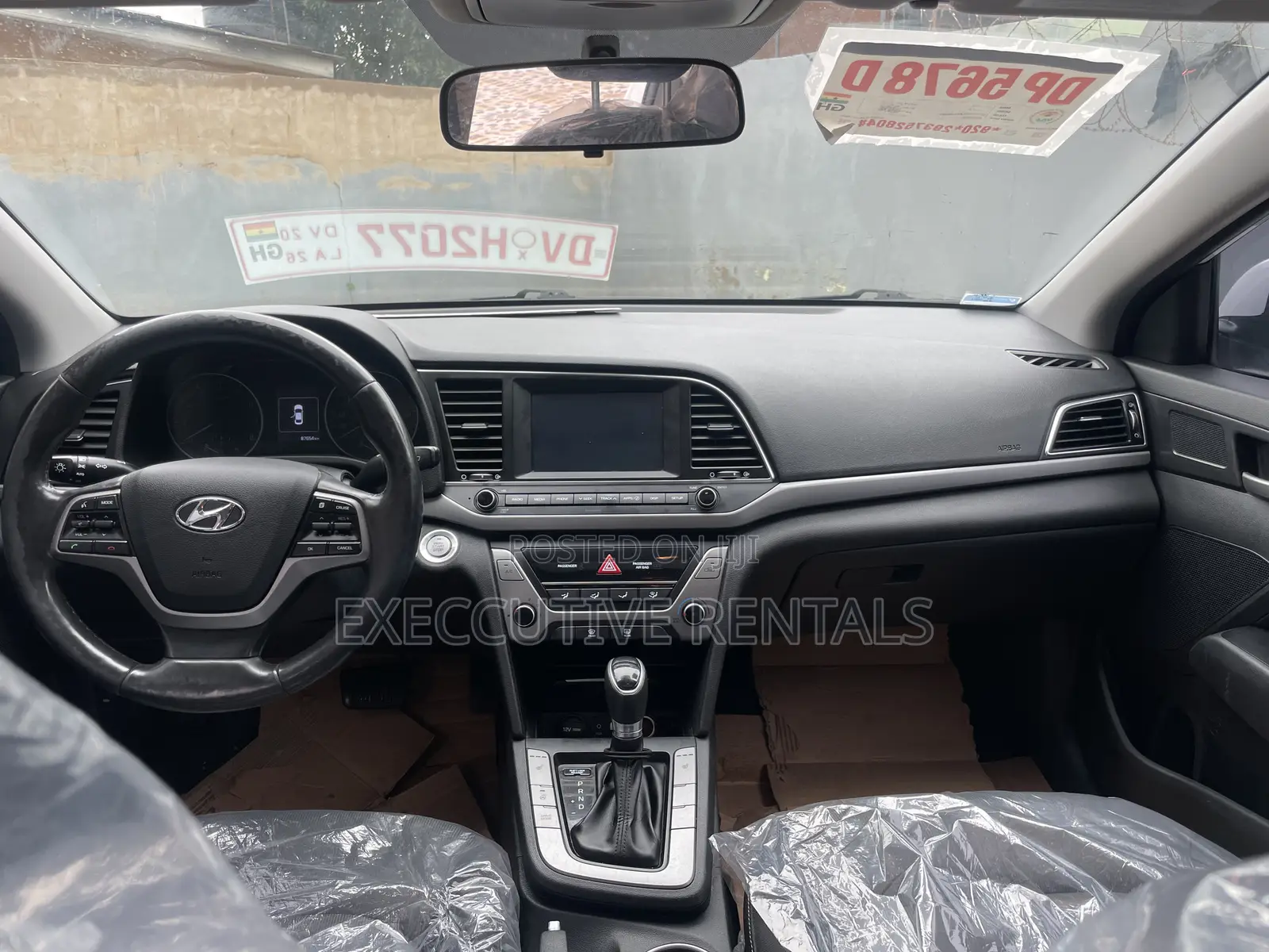 Hyundai Elantra 2018 White