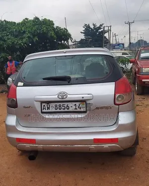 Toyota Matrix 2010 Silver