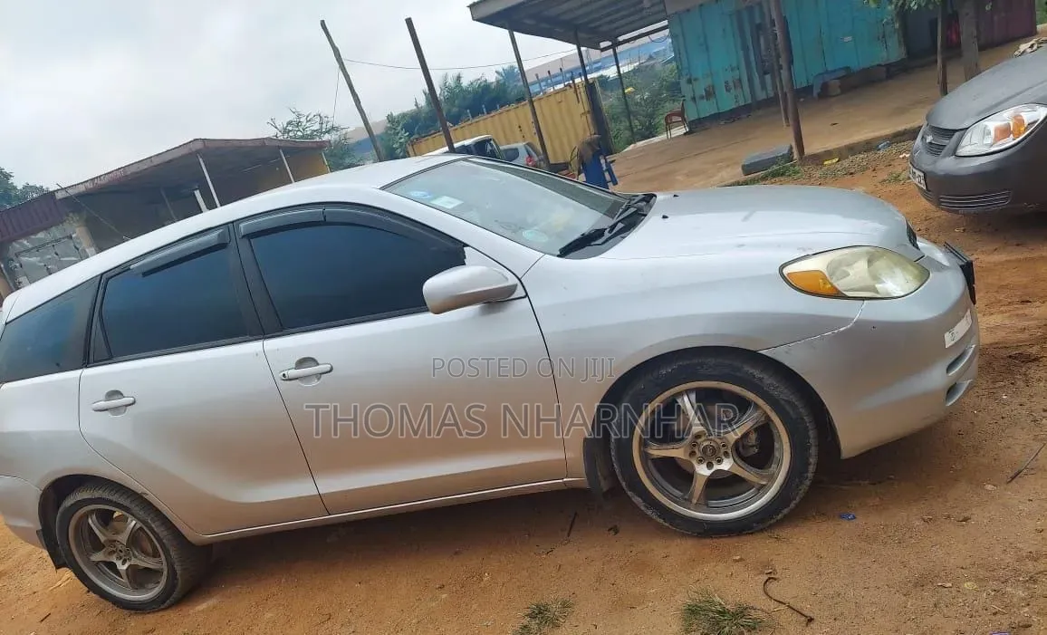 Toyota Matrix 2010 Silver