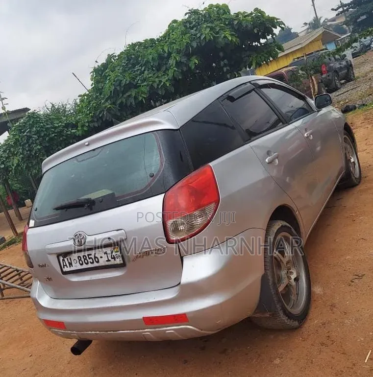 Toyota Matrix 2010 Silver