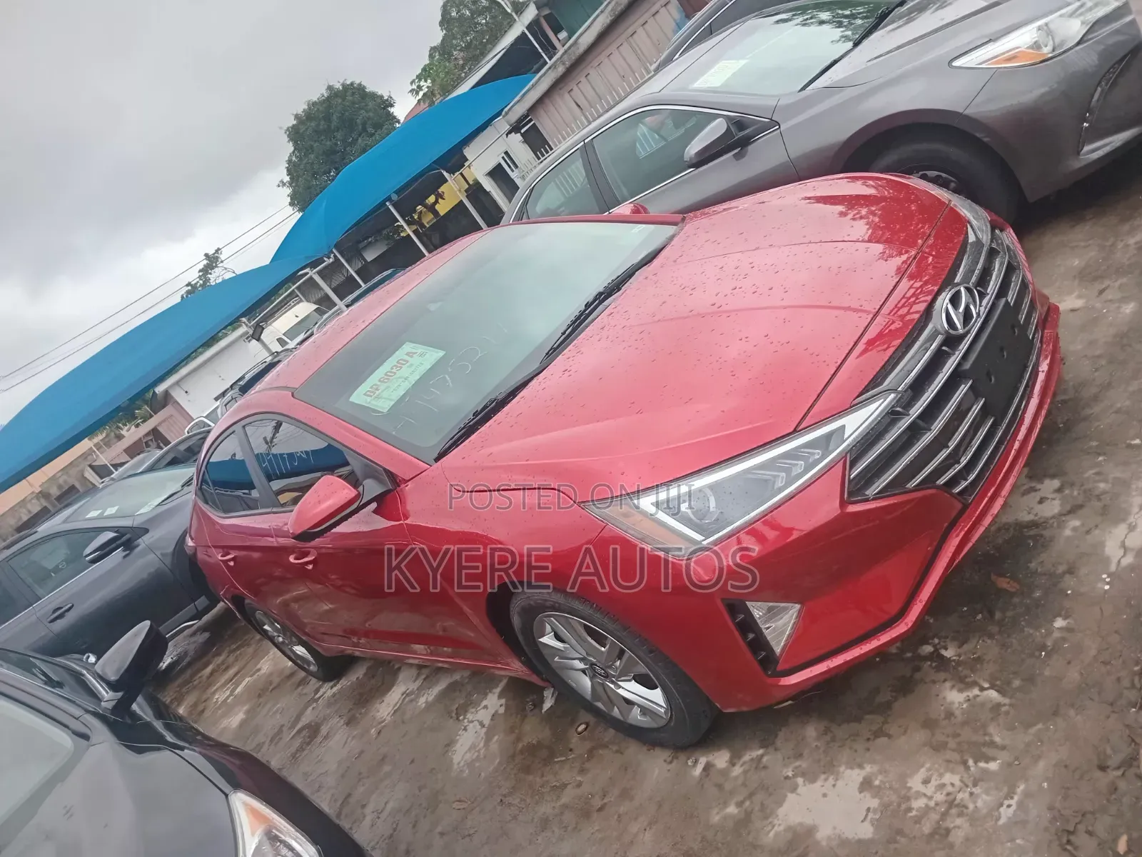Hyundai Elantra 2020 Red