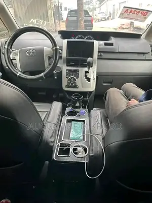 Toyota Voxy 2012 Black