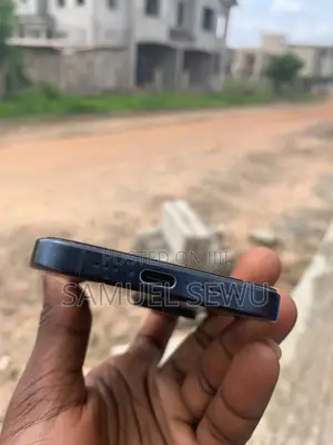 Apple iPhone 15 Pro 128 GB Blue