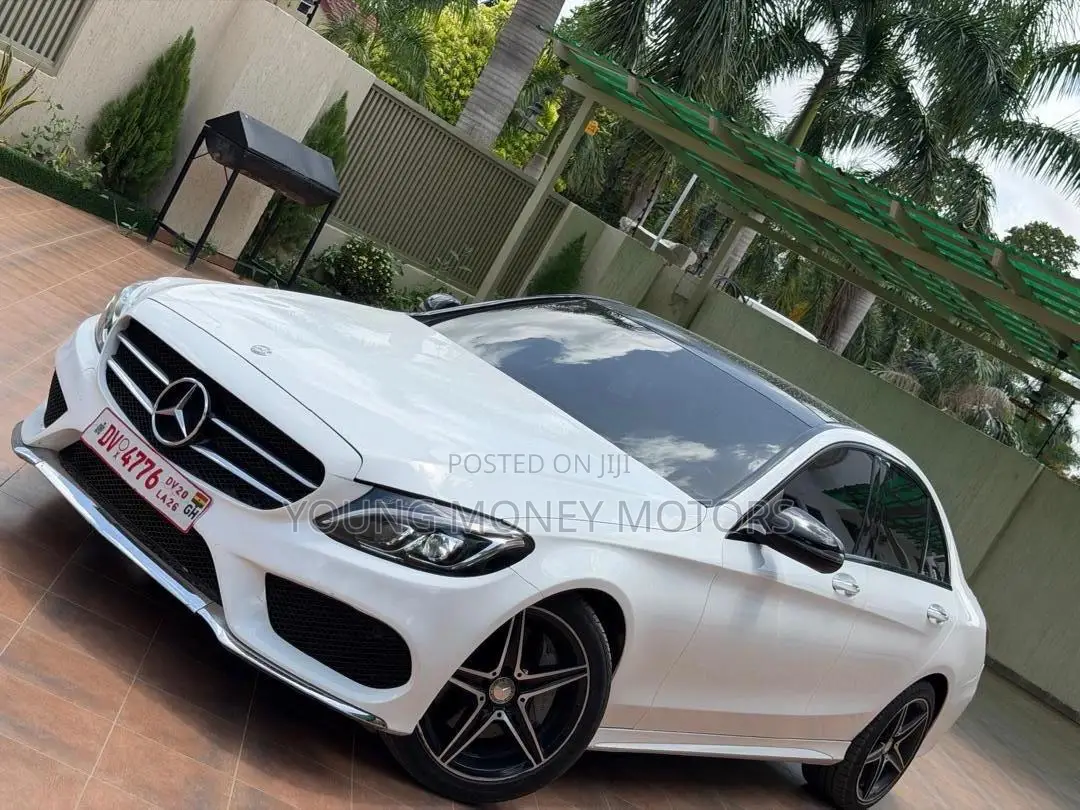 Mercedes-Benz C300 2016 White
