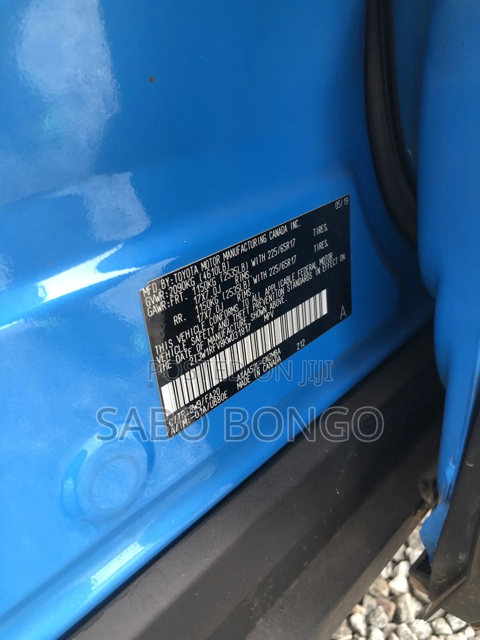 Toyota RAV4 XLE AWD 2019 Blue