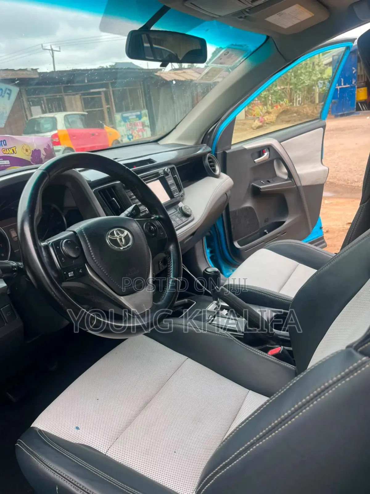 Toyota RAV4 2017 Blue